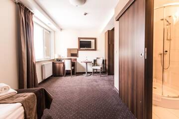Фото номера Одноместный номер Отель Hotel Austeria Conference &amp; Spa г. Цехоцинек 4