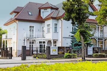 Фото Отели типа «постель и завтрак» Willa Home г. Цехоцинек 2