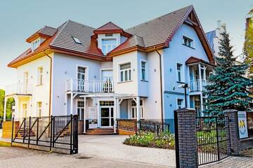 Фото Отели типа «постель и завтрак» Willa Home г. Цехоцинек 3