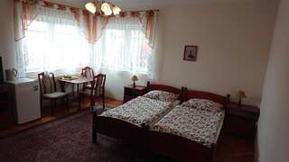 Фото Проживание в семье Apartamenty Willa Dafne г. Цехоцинек